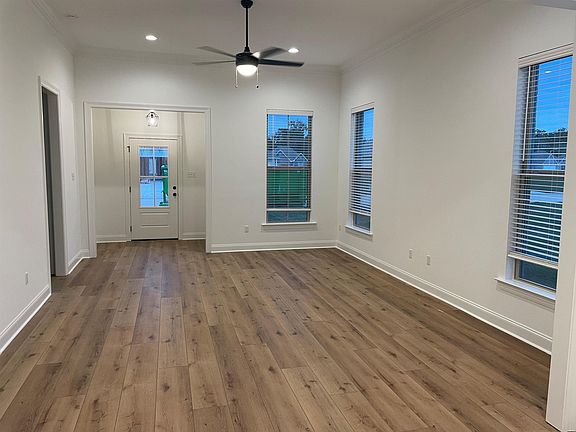 2nd image of 307 Sophie Dr