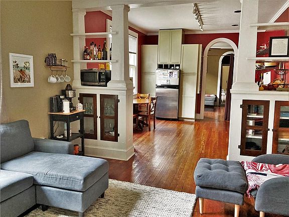 3rd image of 414 S Telemachus St