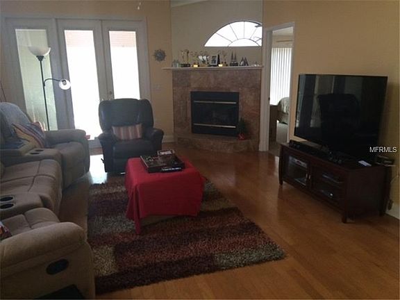 3rd image of 5586 Salem Square Dr S
