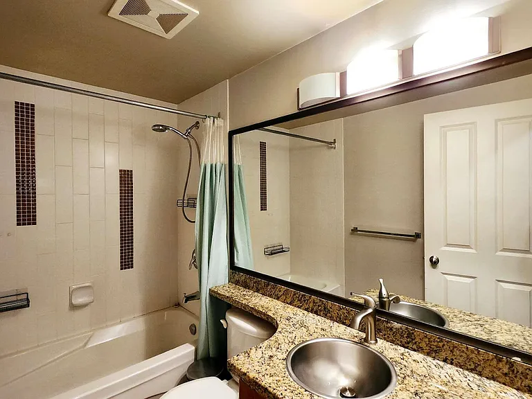 511 Rochester Ave #709 — Photo 4