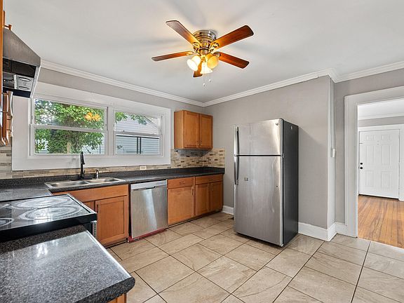 5th image of 509 N Guthrie Ave