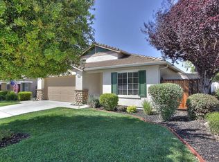 2661 Glenview Dr, Hollister, CA 95023