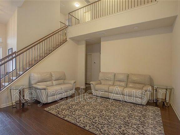 3rd image of 10925 Sly Beaver Dr