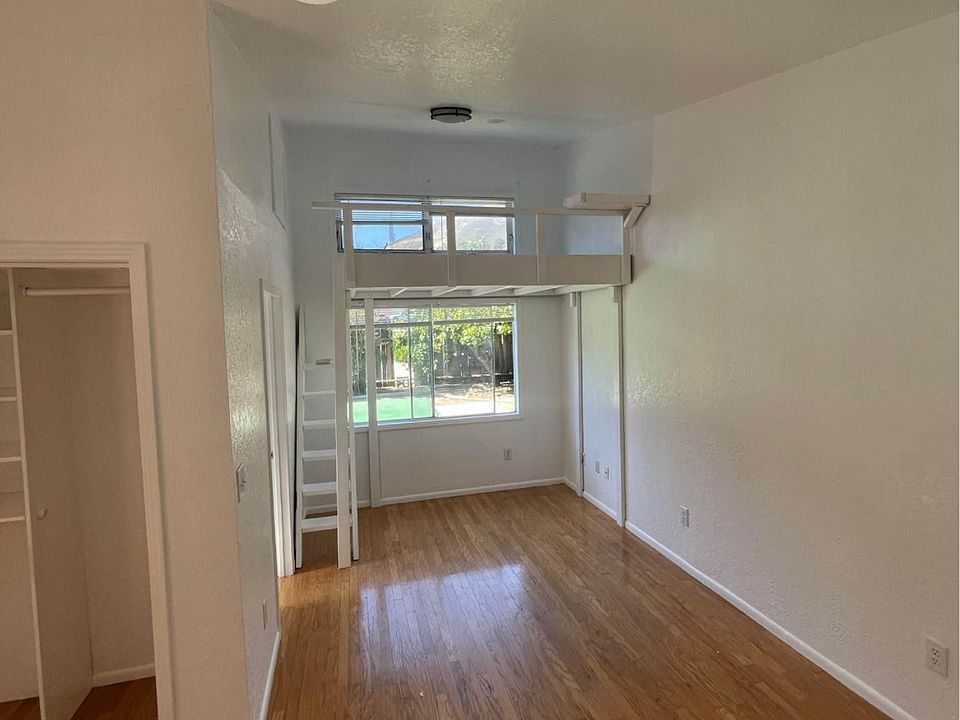 2nd image of 346 Grand Ave