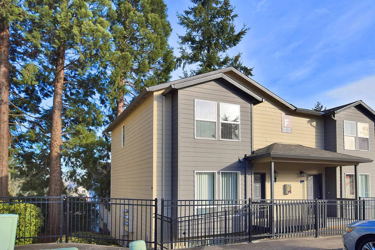 630 Pleasant Ave #122 photo 1