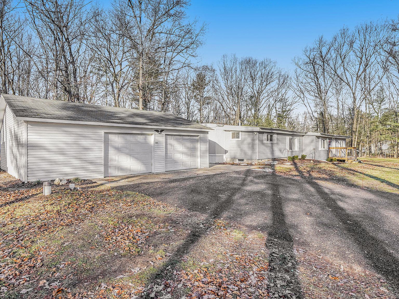 10011 S Bittersweet Ave, Grant, MI 49327 Zillow