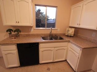 1227 King St, Parlier, CA 93648