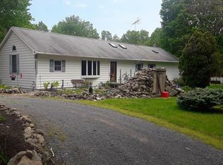 3126 Addison Ridge Rd, Breezewood, PA 15533