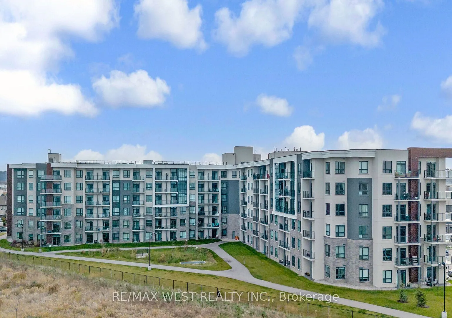 2 bed, $2,650 — Photo 2