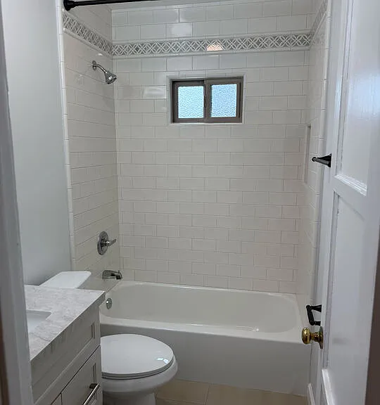 4123 1/2 W Toluca Lake Ave — Photo 14