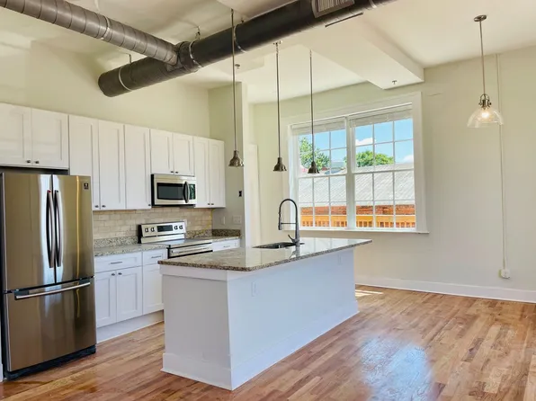 140 West Washington, 146 E Washington St #202, Madison, GA 30650