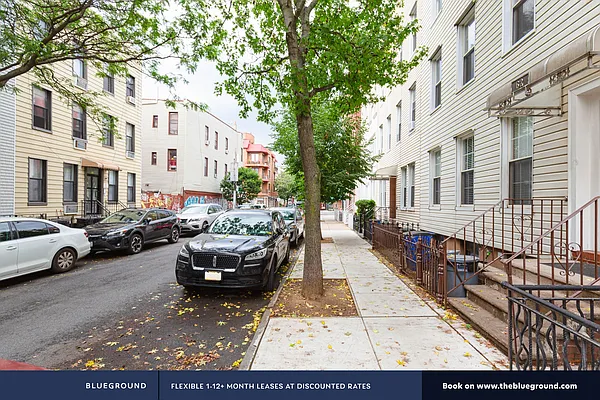 Rented by The Blueground | media 45