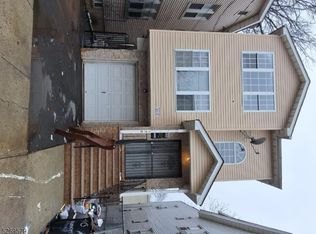 170 Wainwright St, Newark, NJ 07112