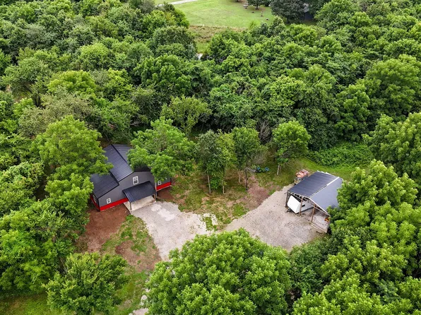 18013 Lawrence 2167, Aurora, MO 65605