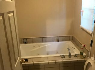 412 E Elizabeth St, Sulphur, LA 70663