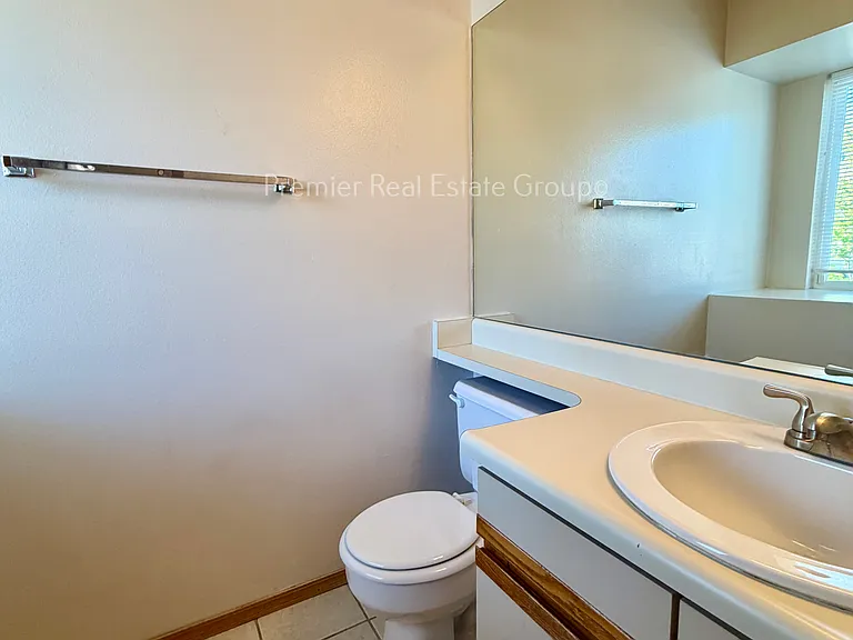 2366 Lexington Village Ln — Photo 12