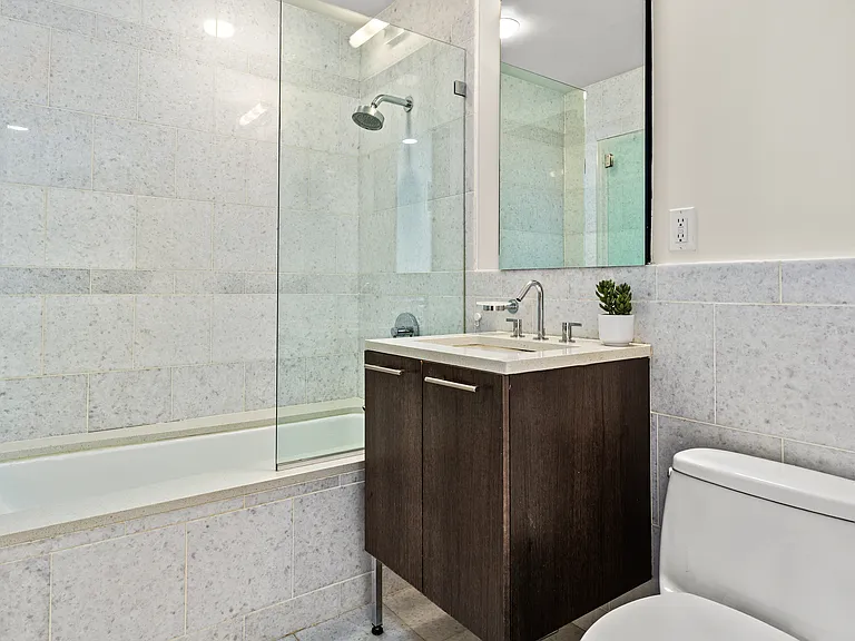 261 W 28th St #6B — Photo 13