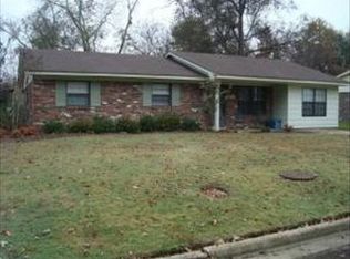 1922 Henry St, Starkville, MS 39759