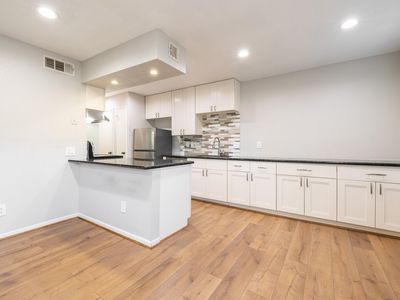 2750 Holly Hall St APT 115, Houston, TX, 77054