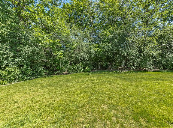 4th image of 1298 Oak Trail Dr