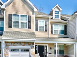 343 Newtown Rd, Warminster, PA 18974