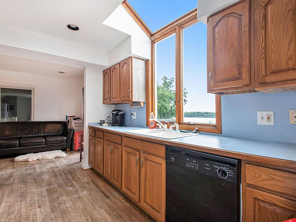 2255 Riverside Dr, Trenton, MI 48183 Zillow