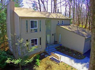 8600 Hidden Hill Ln, Potomac, MD 20854