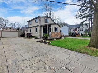 68 Eaglewood Blvd E, Mississauga, ON L5G1V4