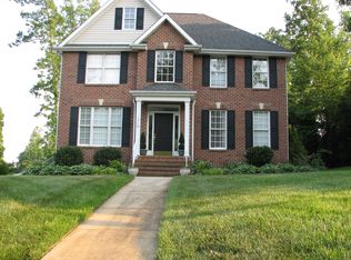 6420 Clubside Dr, Whitsett, NC 27377