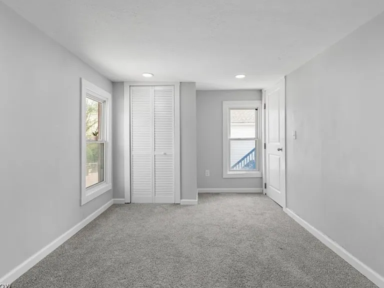 123 Rainbow St — Photo 5