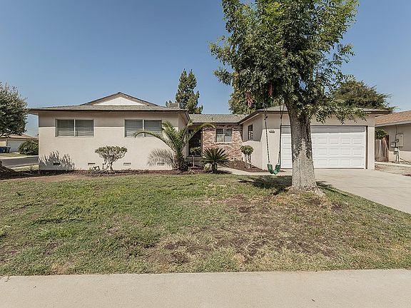 2nd image of 2652 Purdue Ave