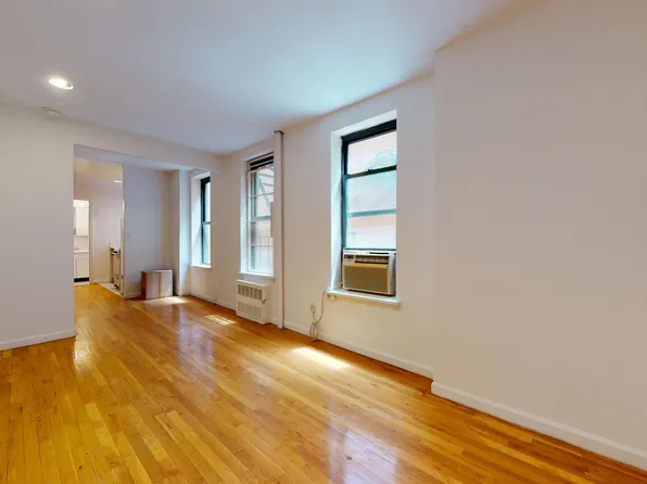 334 East 78th Street image 1 of 6