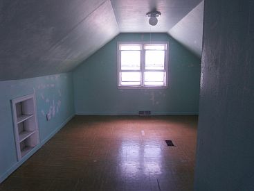 5th image of 636 Delmar Pl