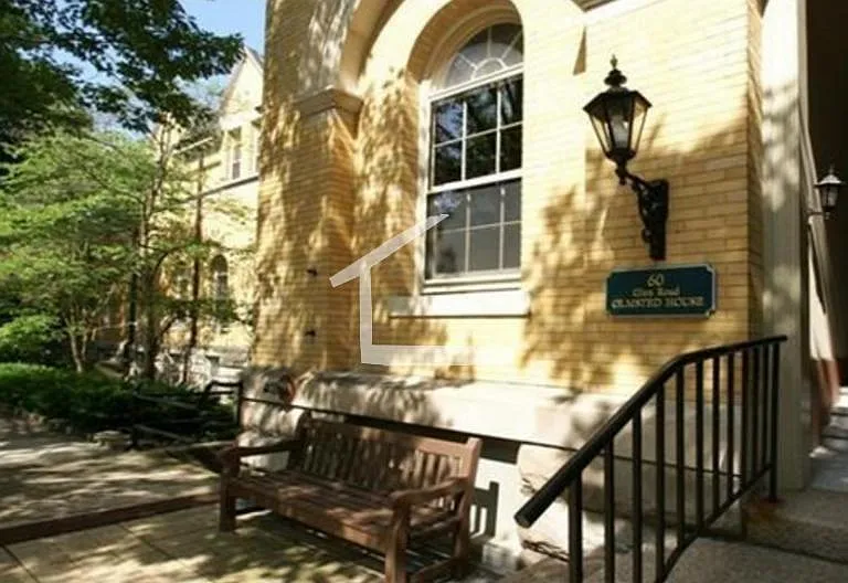 60 Glen Rd #T4 — Photo 23