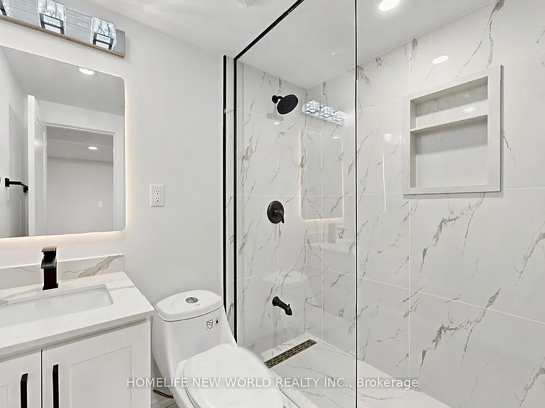 29 Charnwood Pl #BASEMENT — Photo 9