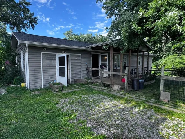608 Poplar St, West Union, OH 45693