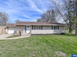 1340 S 49th St, Lincoln, NE 68510