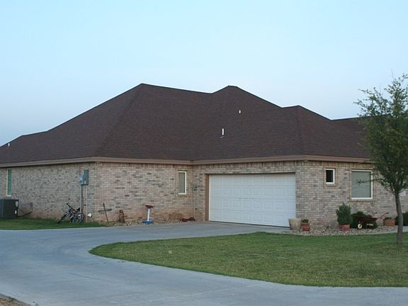 2nd image of 1005 Buena Vista Dr