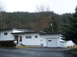 32 Park Cir, Kellogg, ID 83837