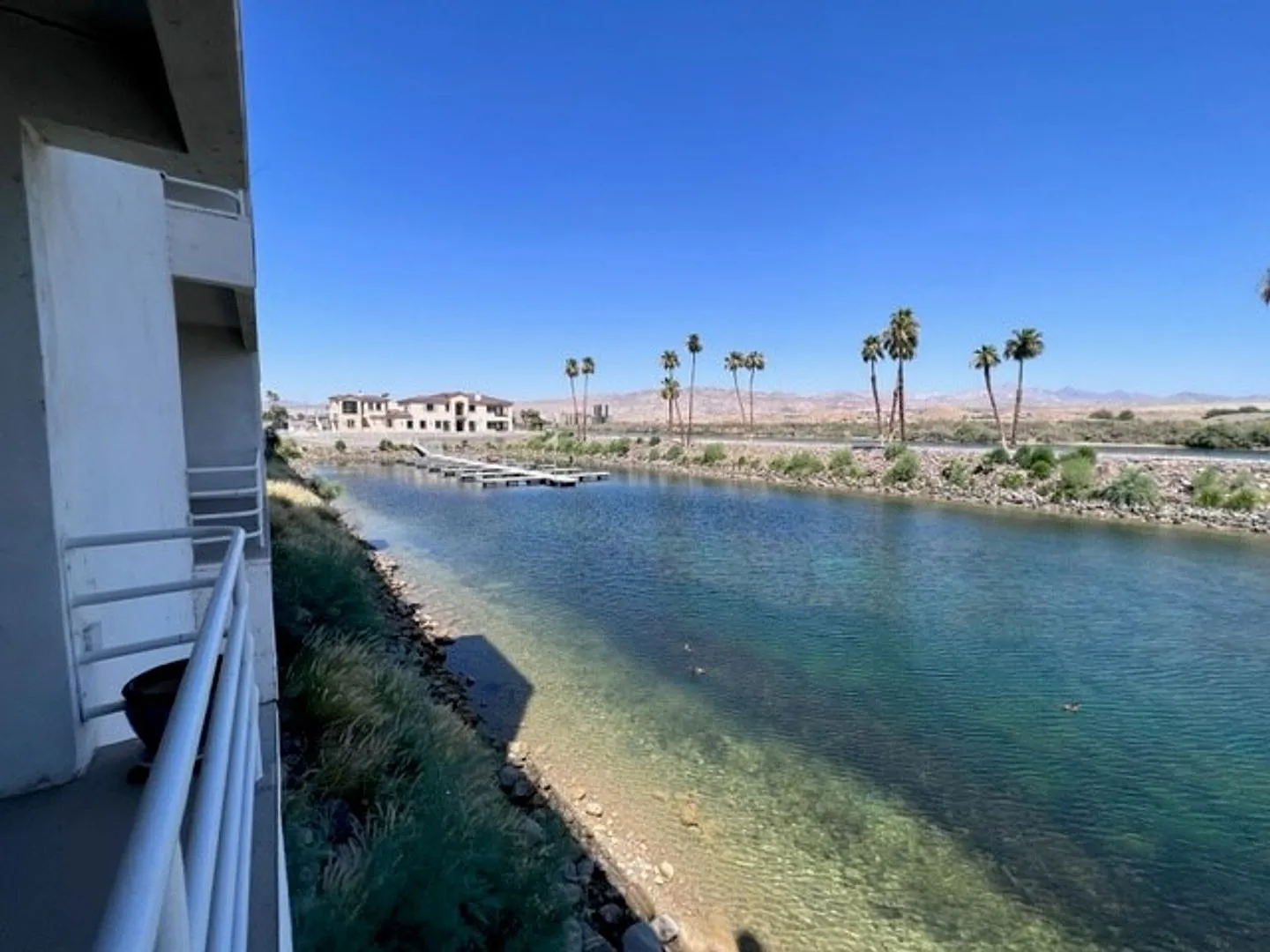 Riverfront 2br 2ba Furnished Condo On Ground Level W/Garage And Utilities Included Avail 4/1/26 — Photo 1