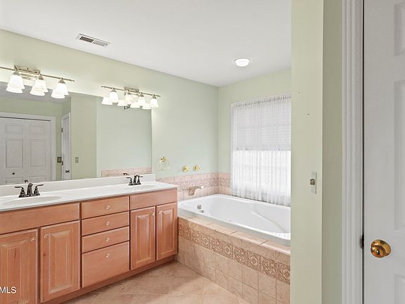 5th image of 10531 Eagles View Dr