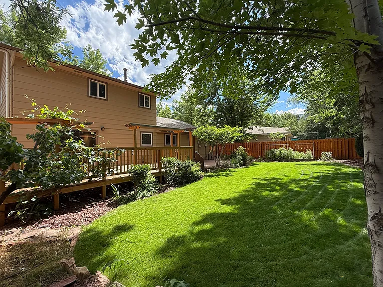 1872 Del Rosa Ct — Photo 45