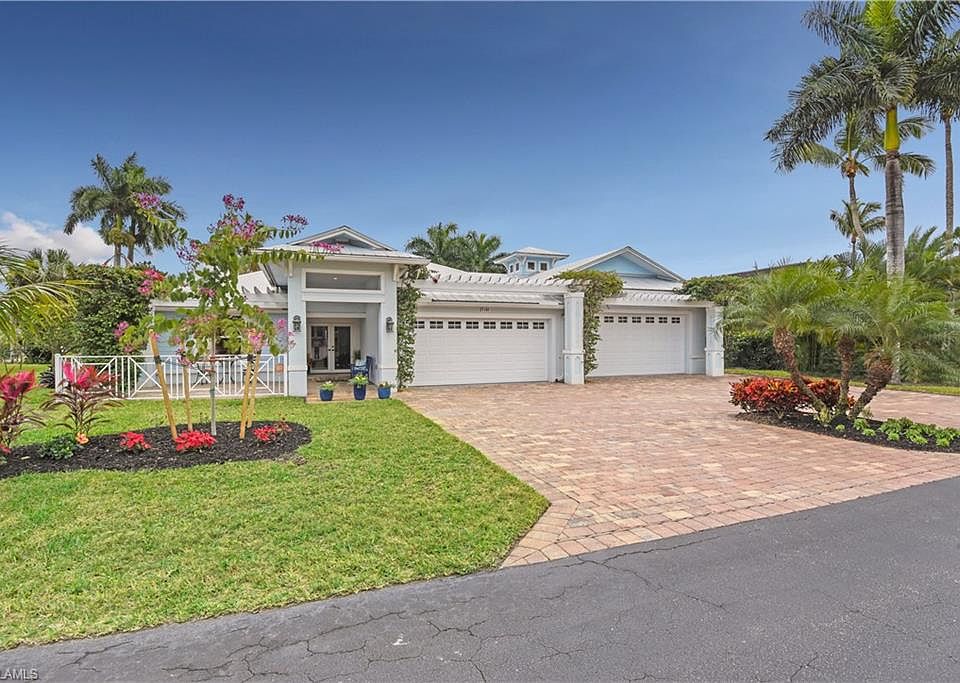 1st image of 27161 Driftwood Dr