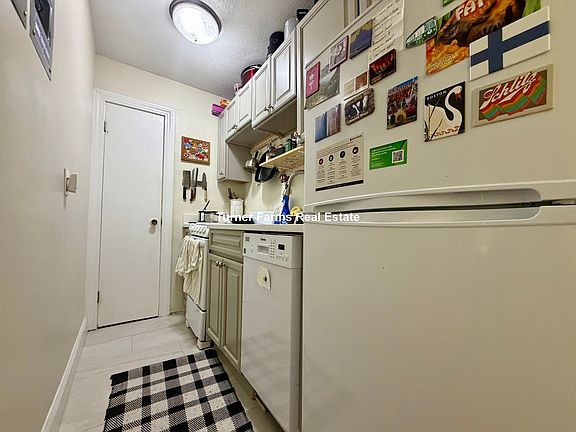 4th image of 1283 Commonwealth Ave #55