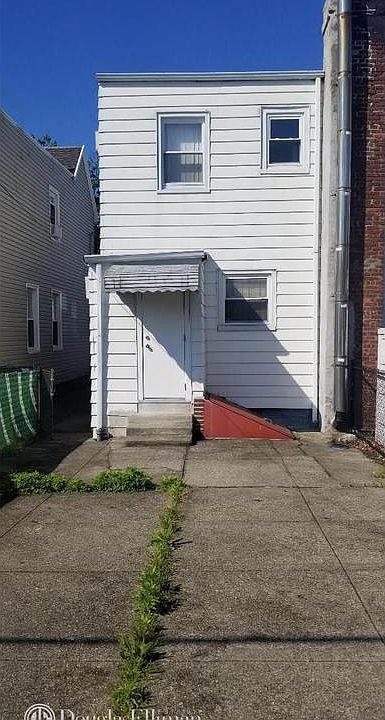 2nd image of 1621 E 36th St
