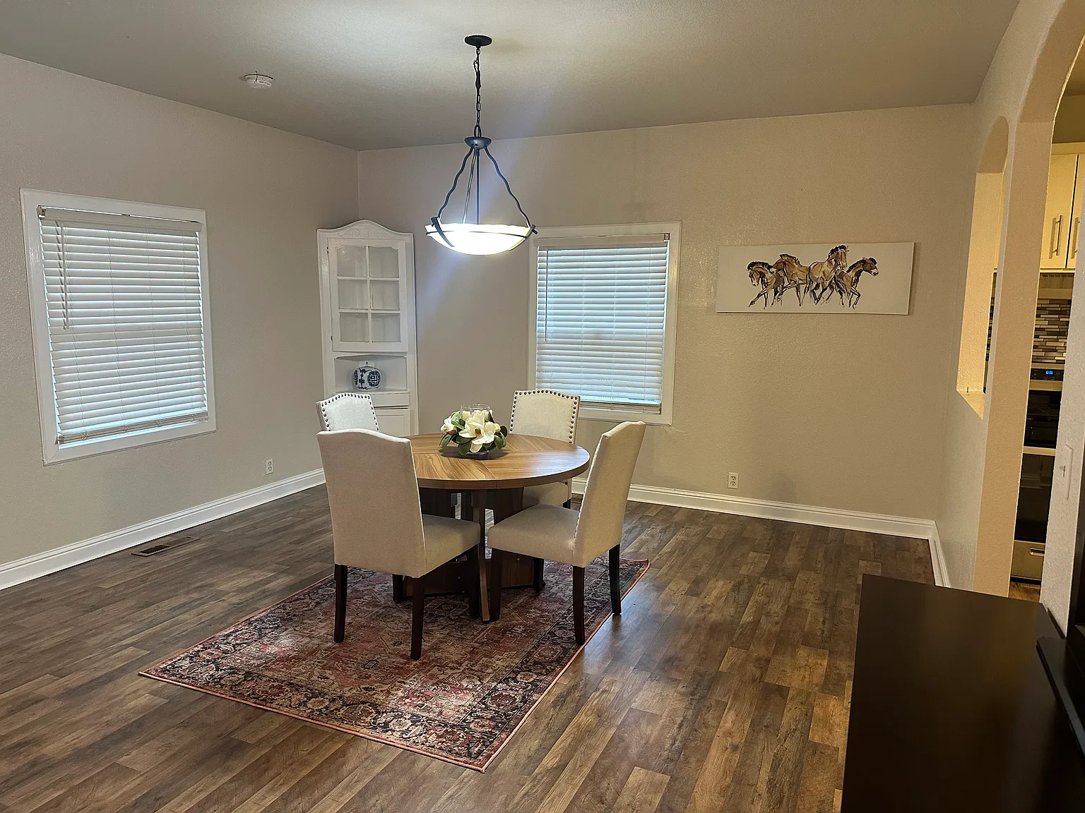 4 bed, 1728 sqft, $2,500 — Photo 3
