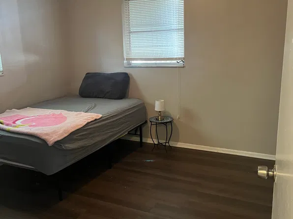 (undisclosed Address), Holiday, FL 34691