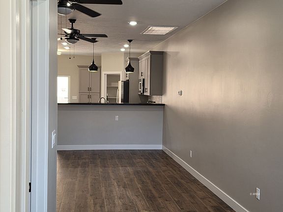 4th image of 491 Palm Cove Ct