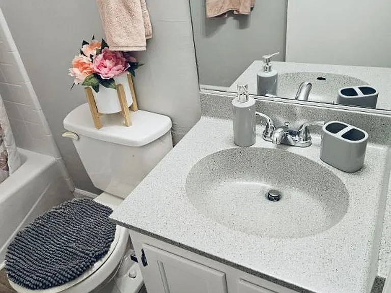 205 Forest View Ct — Photo 21