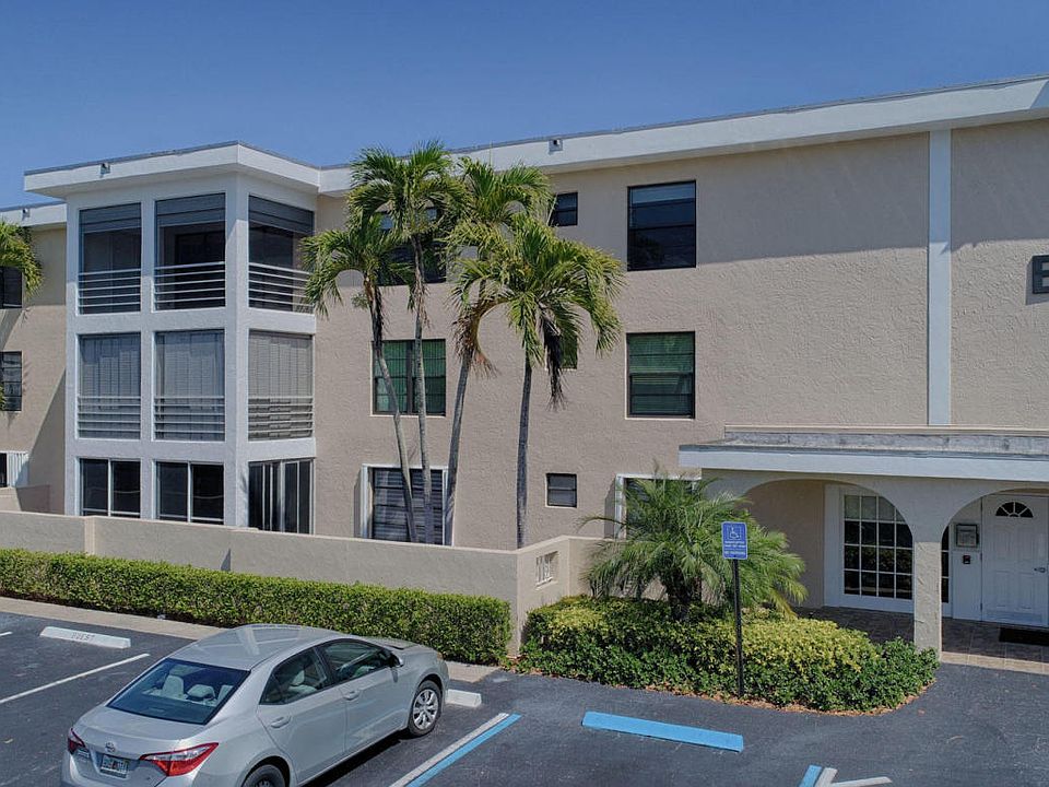 1st image of 300 N Highway A1a APT B304